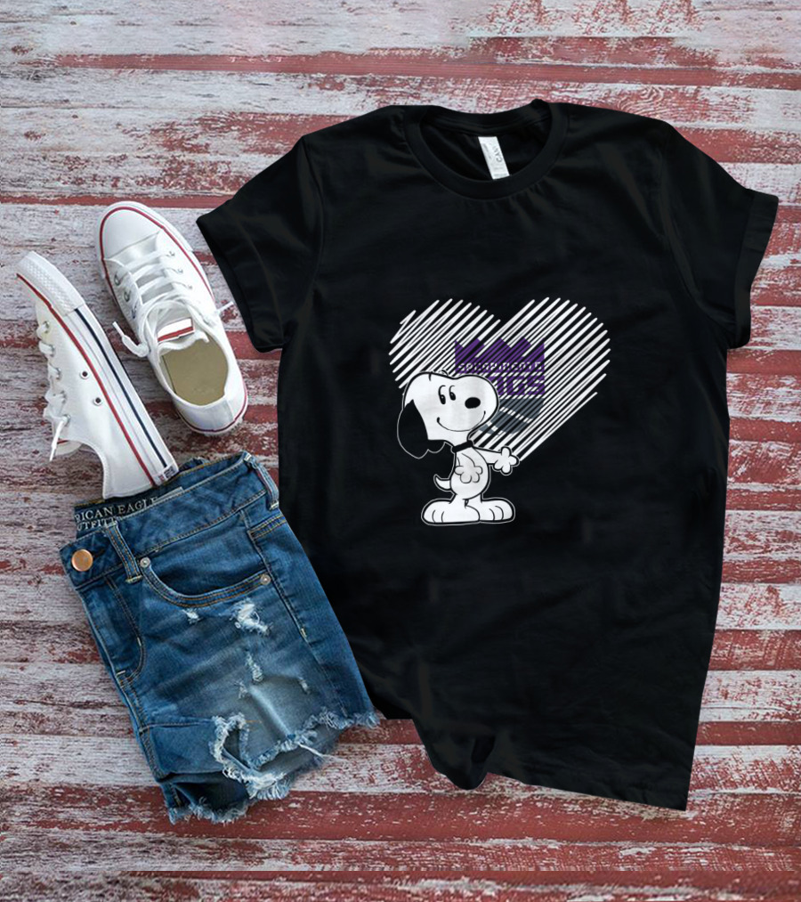 Snoopy Heart Sacramento Kings Fans Love T-Shirt