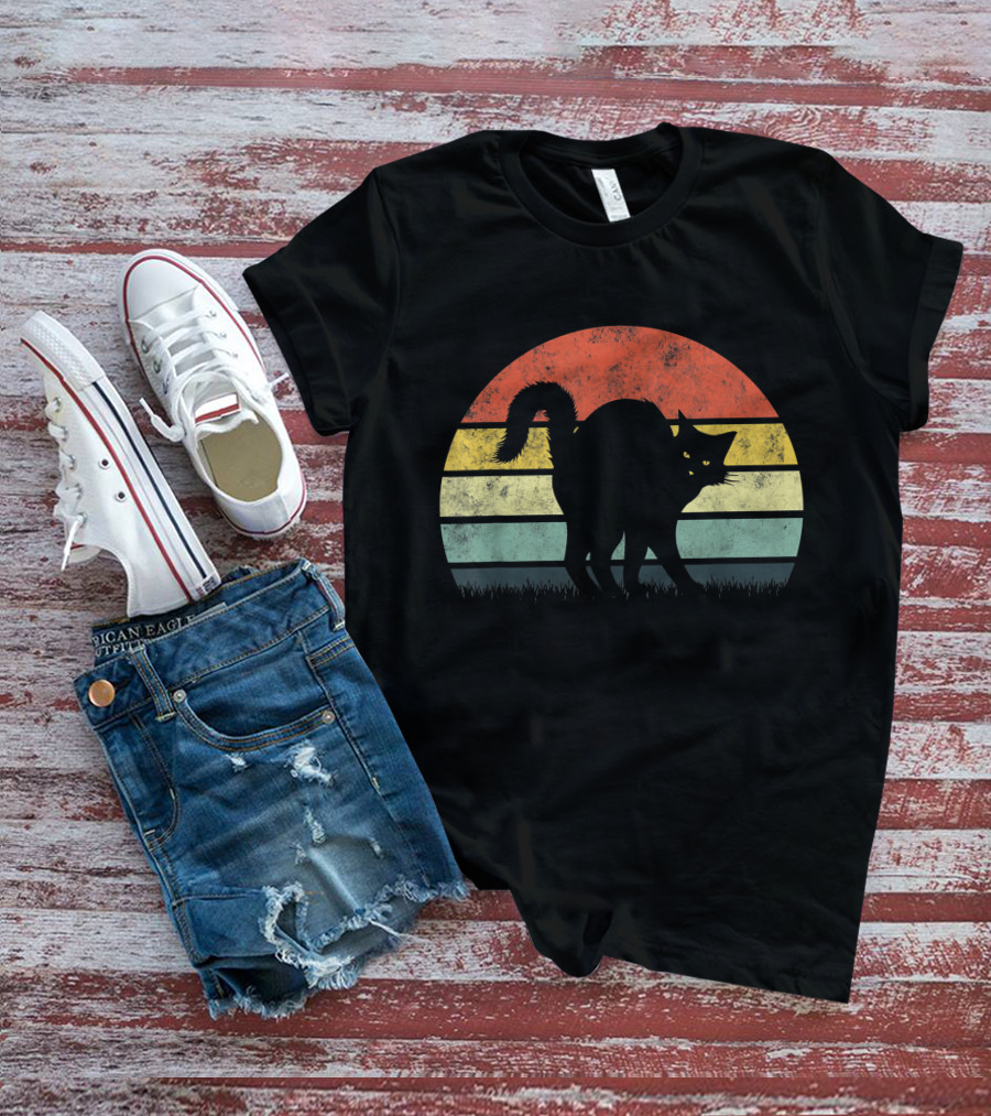 Vintage Retro Scary Black Cat Silhouette Sunset T-Shirt