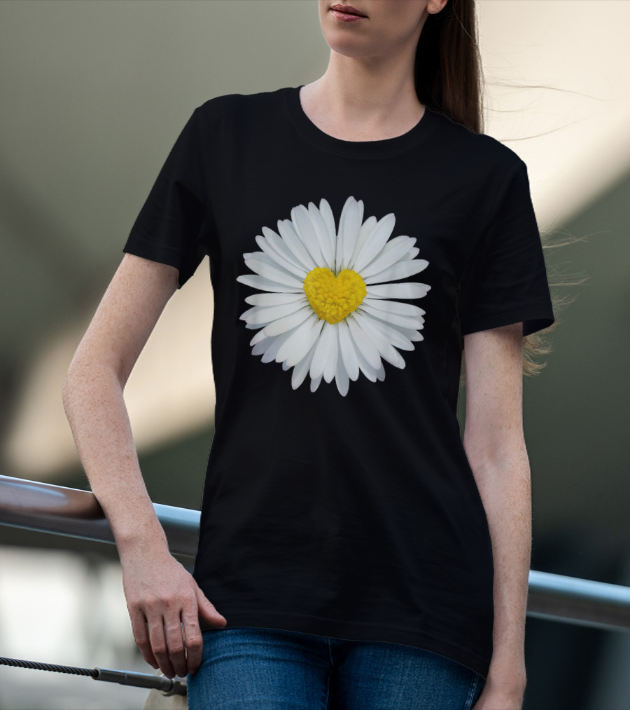 White And Yellow Heart Daisy Blossom T-Shirt