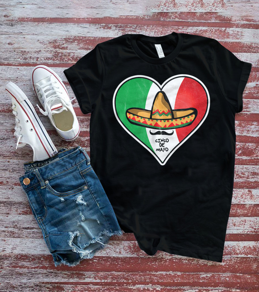 Cinco De Mayo Vintage Sombrero Heart Mexican Flag T-Shirt