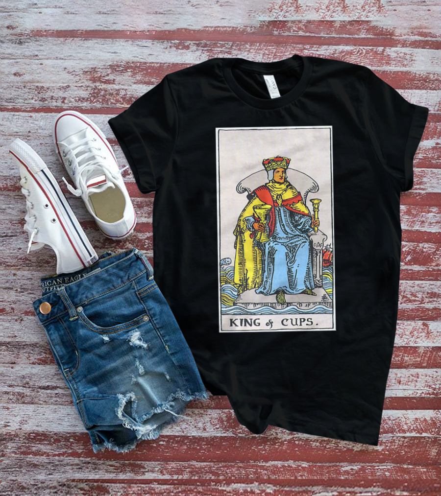 King Of Cups Tarot Card Ruler Element Water Symbolism T-Shirt