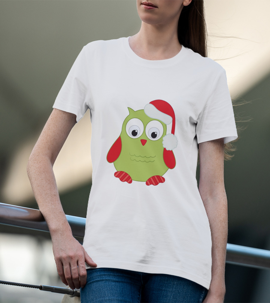 Cute Santa Owl Christmas Green And Red Cartoon Owl Santa Hat T-Shirt