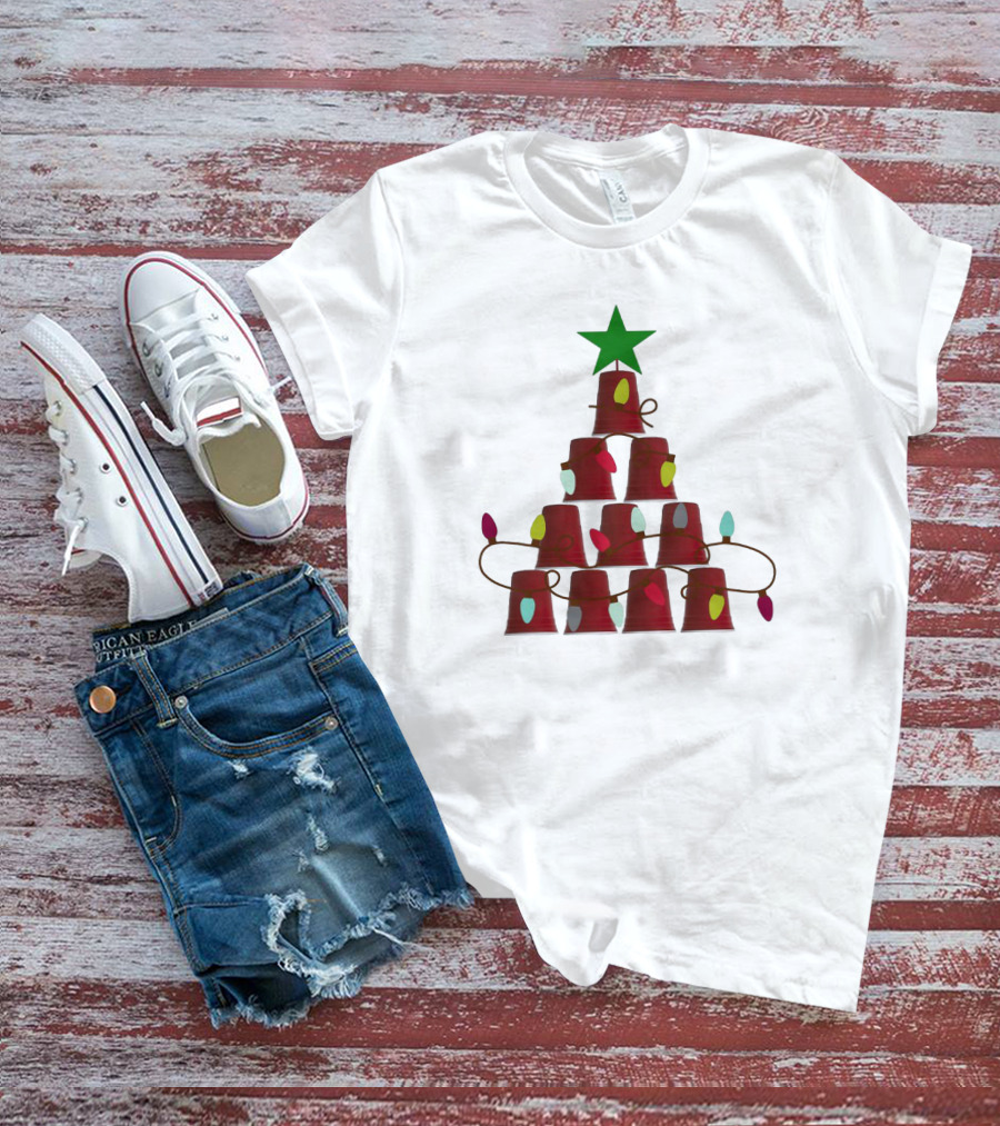 Red Cup Stacked Christmas Tree With Lights And Star Topper T-Shirt