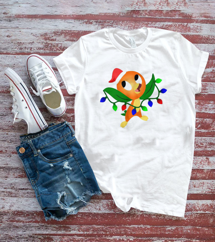 Think Christmas Thoughts Orange Bird With Santa Hat And Festive Lights T-Shirt
