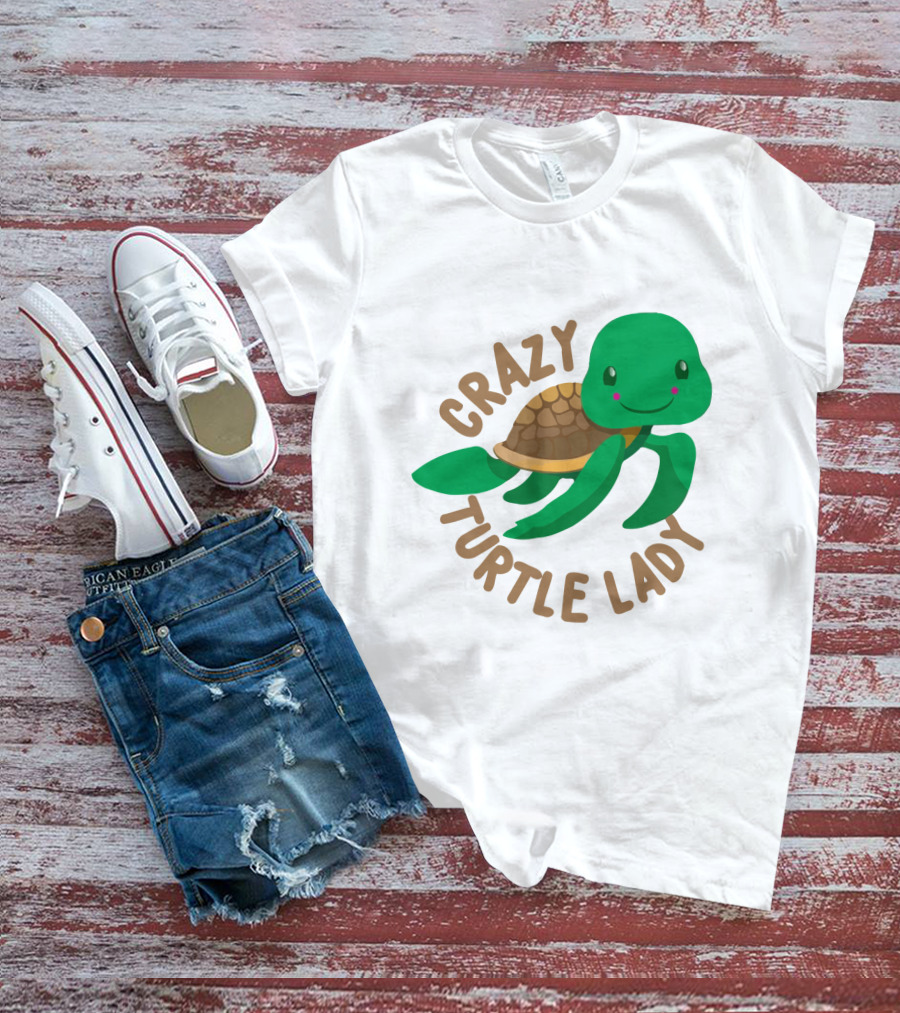 Crazy Turtle Lady Cute Green Cartoon Style Turtle With Happy Face T-Shirt