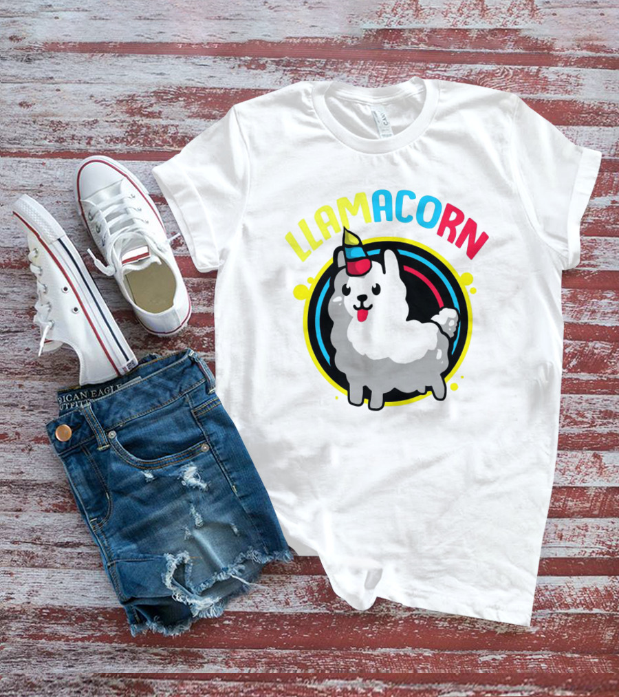 Llamacorn Charming Cute Alpaca With Rainbow Horn T-Shirt