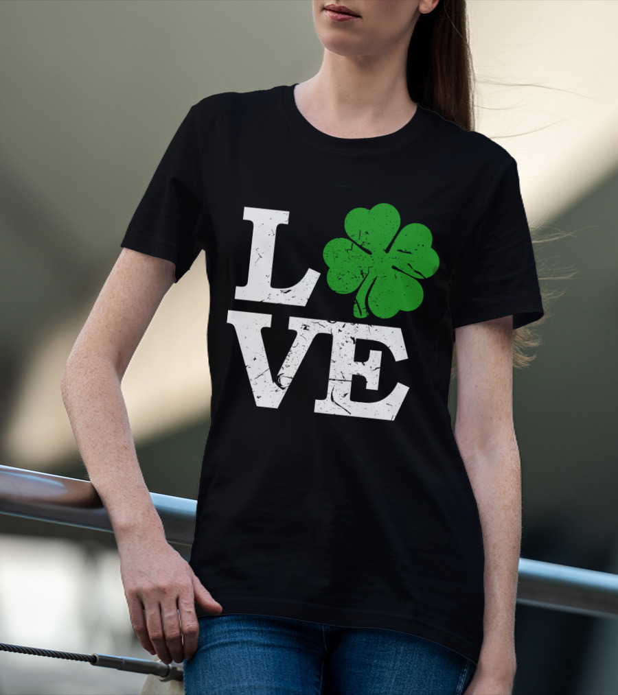 St. Patrick's Day Love With Shamrock T-Shirt