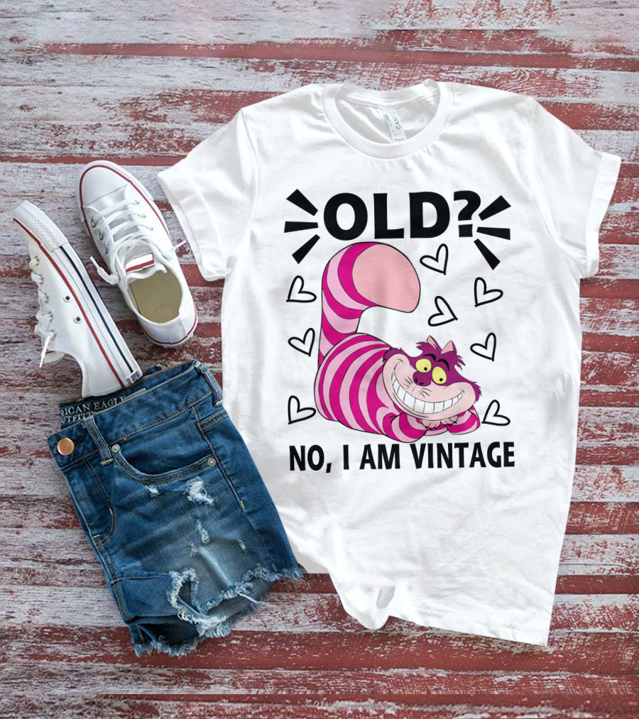 OLD NO I AM VINTAGE Cheshire Cat Hearts T-Shirt