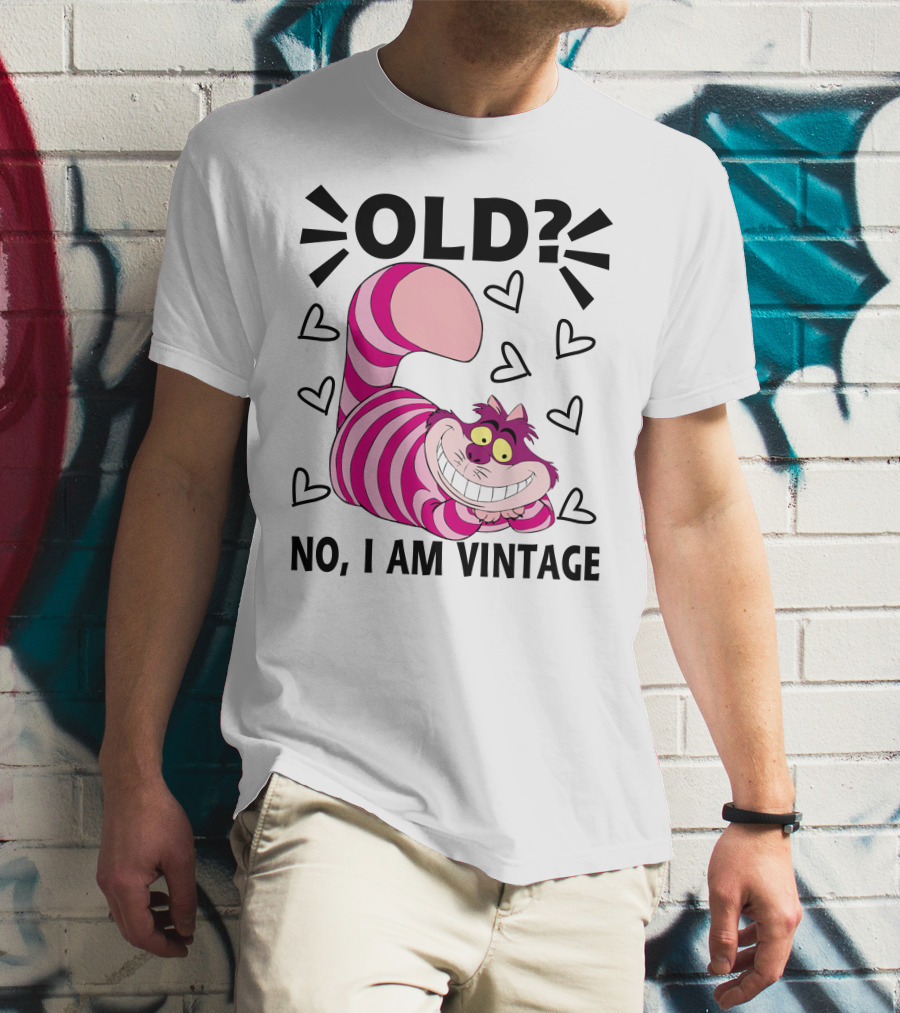 OLD NO I AM VINTAGE Cheshire Cat Hearts T-Shirt