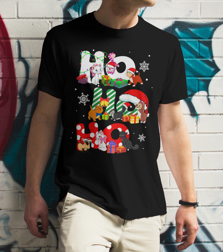 Disney Hohoho Christmas Cats Snowflakes Presents T-Shirt