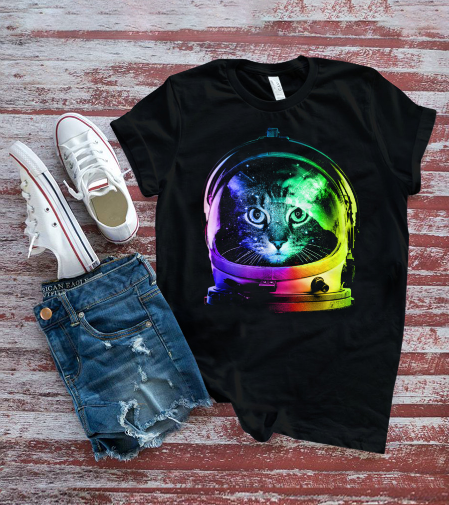Astronaut Cat Classic Funny Cat In Space Helmet With Rainbow Glow T-Shirt