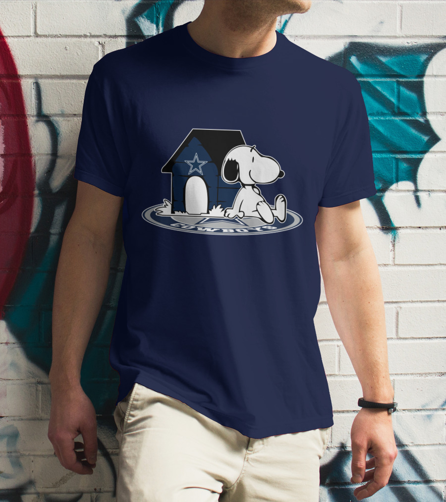Dallas Cowboys Snoopy Fan Forever T-Shirt