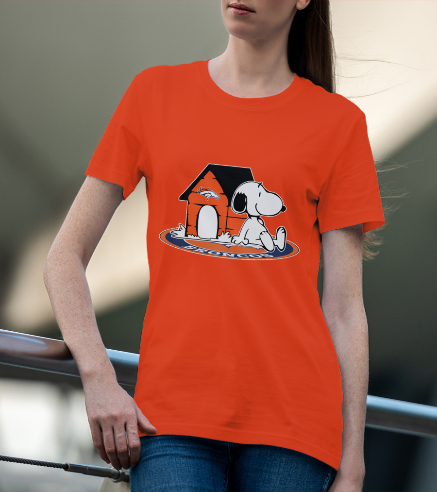 Denver Broncos Snoopy Fan Forever T-Shirt