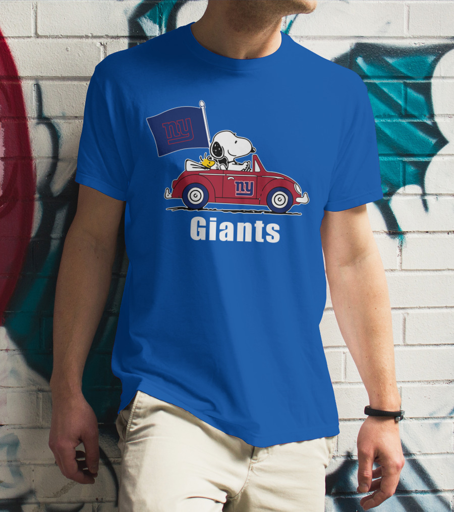 New York Giants Snoopy Driving With Woodstock And Flag T-Shirt