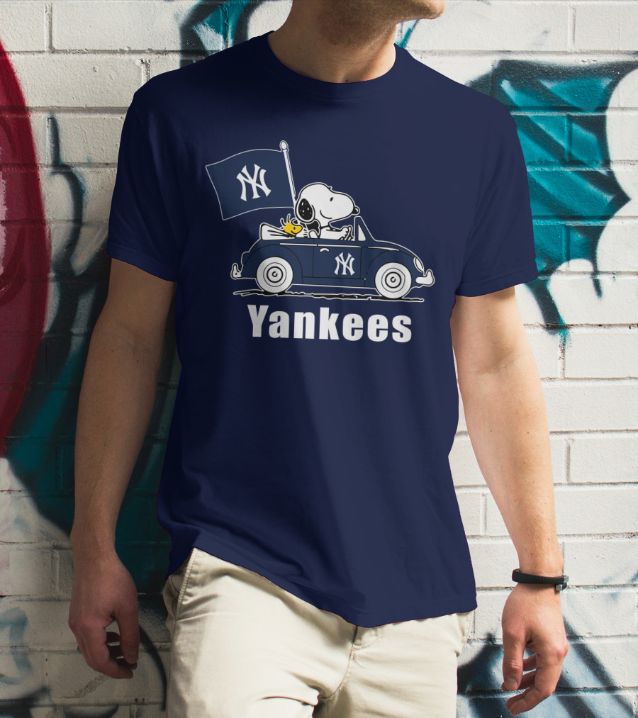 Yankees Snoopy Car New York Yankees Flag T-Shirt