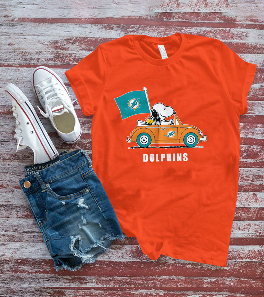 Miami Dolphins Snoopy Woodstock Driving Car Flag T-Shirt