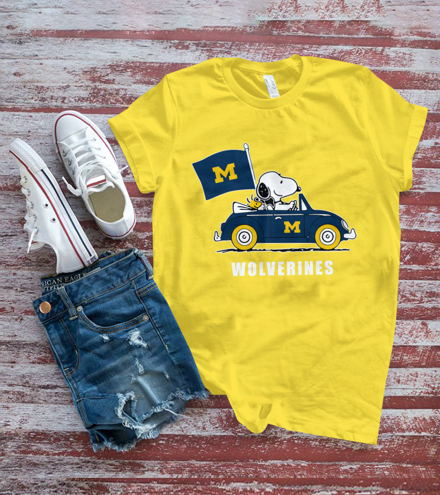 Michigan Wolverines Snoopy Driving With Flag T-Shirt