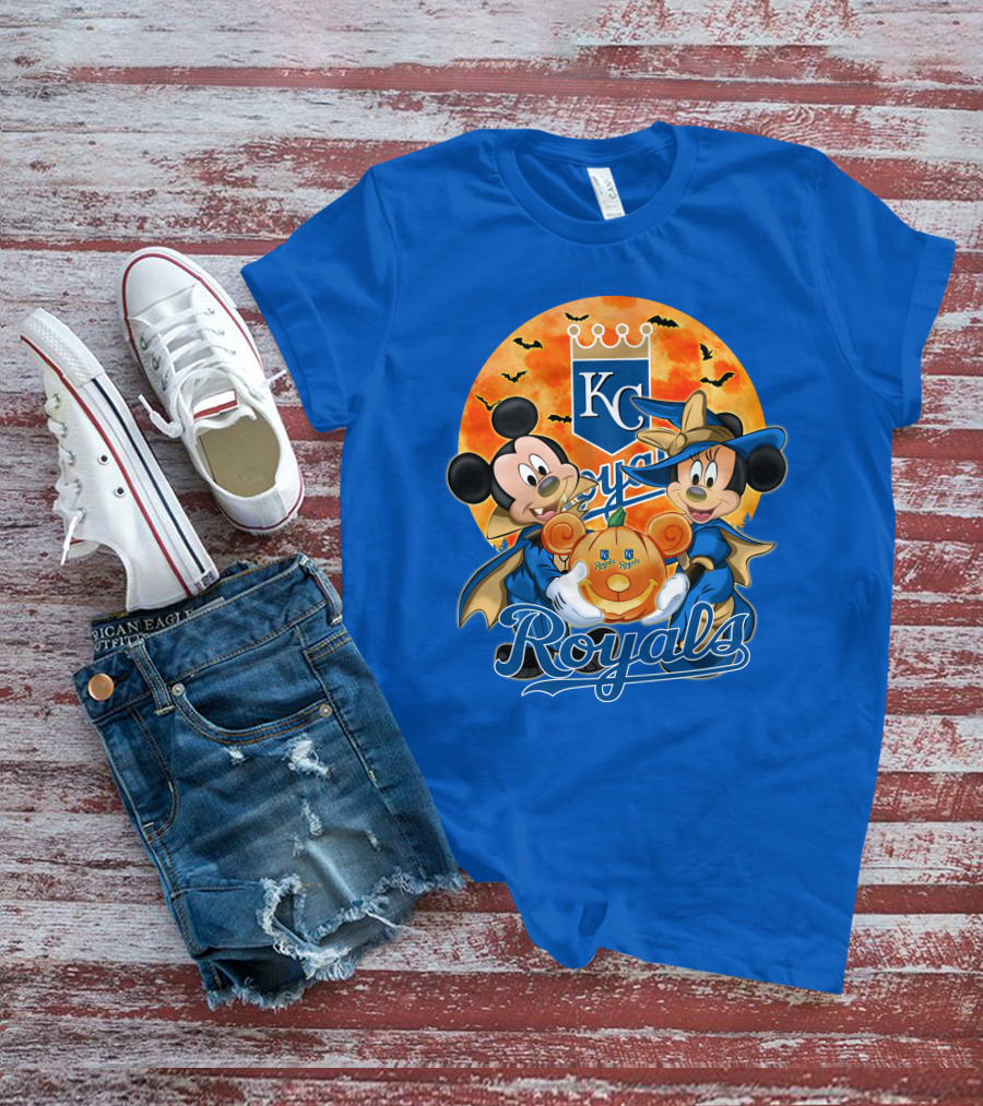 Kansas City Royals Mickey Mouse And Minnie Mouse Halloween Pumpkin Magic T-Shirt