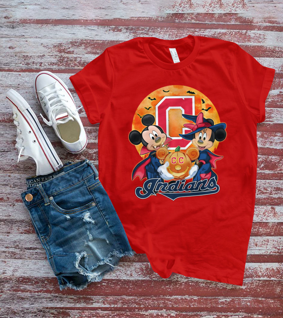 Cleveland Indians Mickey Mouse Minnie Mouse Halloween C Logo Pumpkin T-Shirt