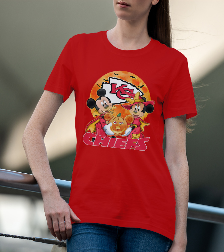 Kansas City Chiefs Mickey Mouse Minnie Mouse Halloween Chiefs Logo Pumpkin T-Shirt