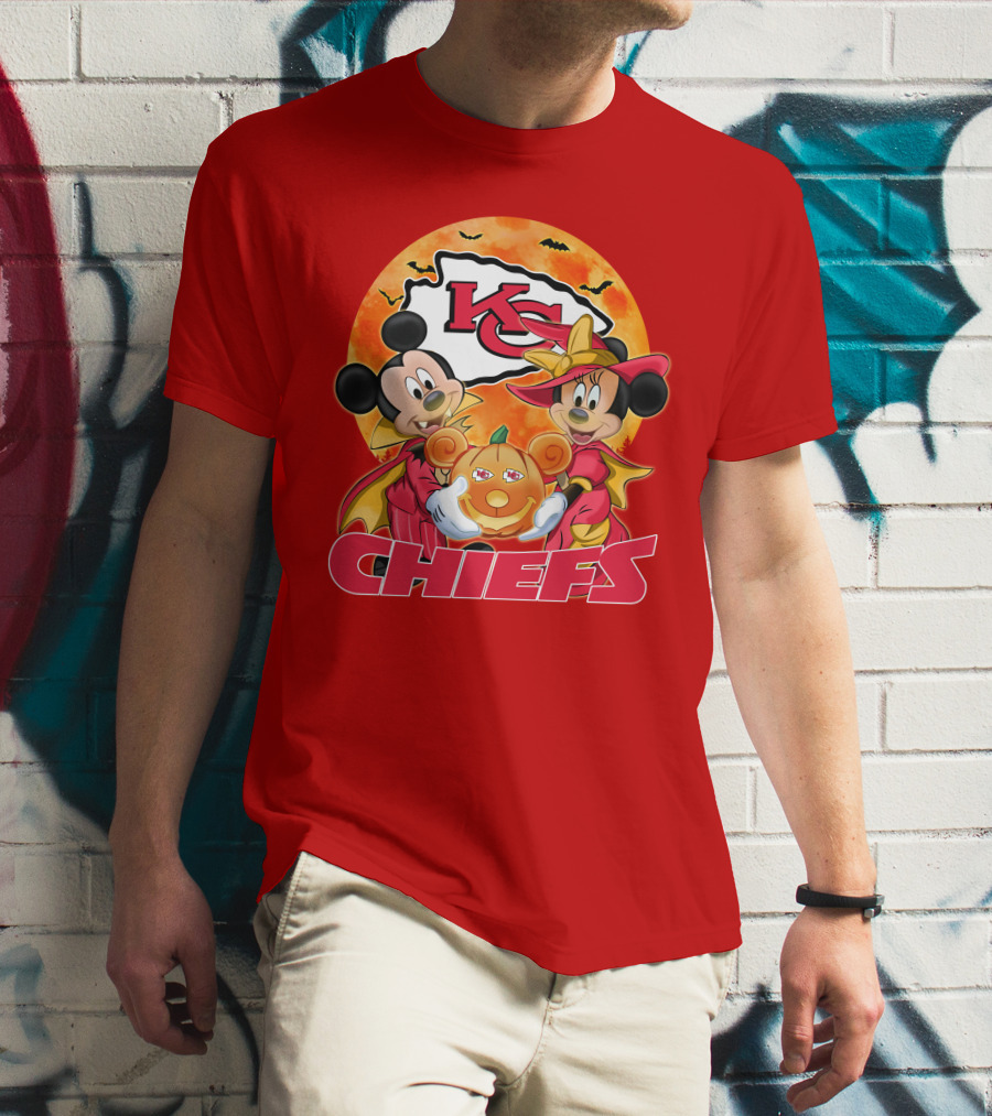 Kansas City Chiefs Mickey Mouse Minnie Mouse Halloween Chiefs Logo Pumpkin T-Shirt