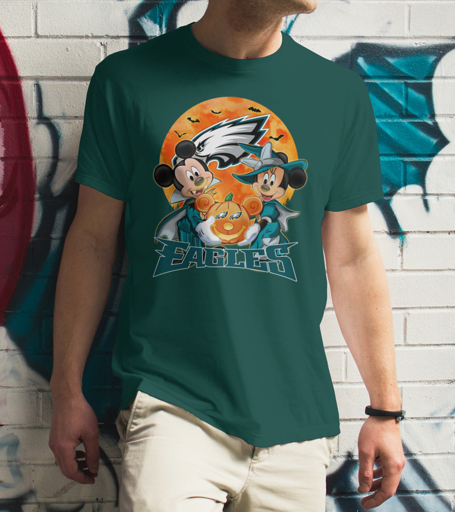 Philadelphia Eagles Mickey And Minnie Halloween Pumpkin T-Shirt