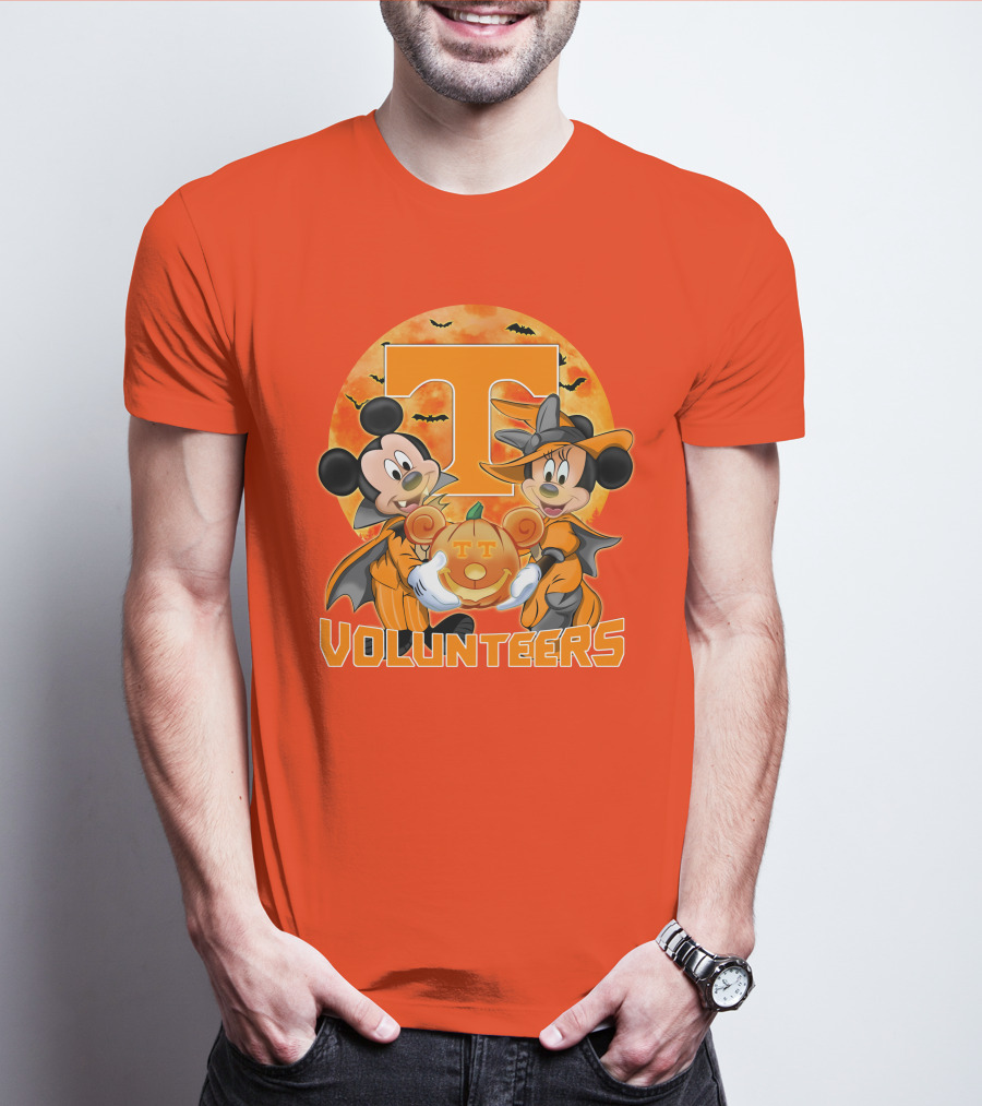 Tennessee Volunteers Mickey And Minnie Halloween Pumpkin T-Shirt