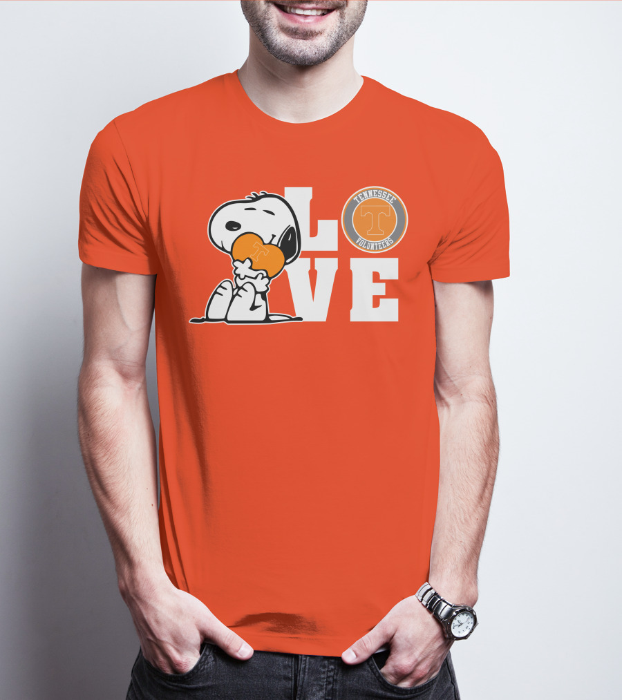 Snoopy Love Tennessee Volunteers Logo Peanuts Football Fan T-Shirt