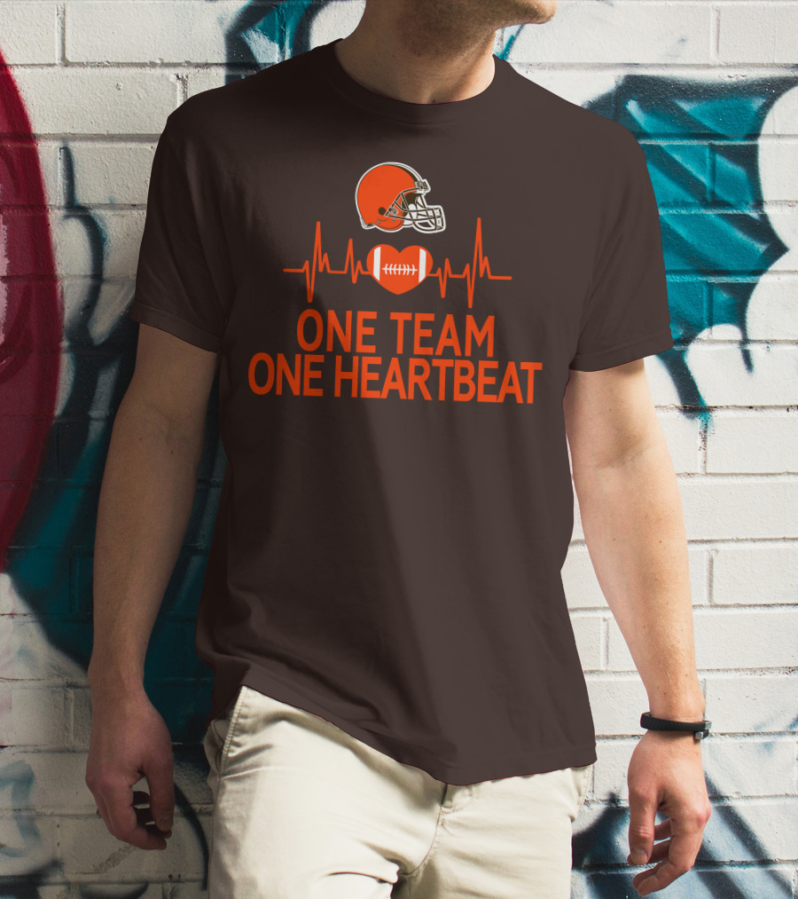 Cleveland Browns Football Helmet One Team One Heartbeat T-Shirt