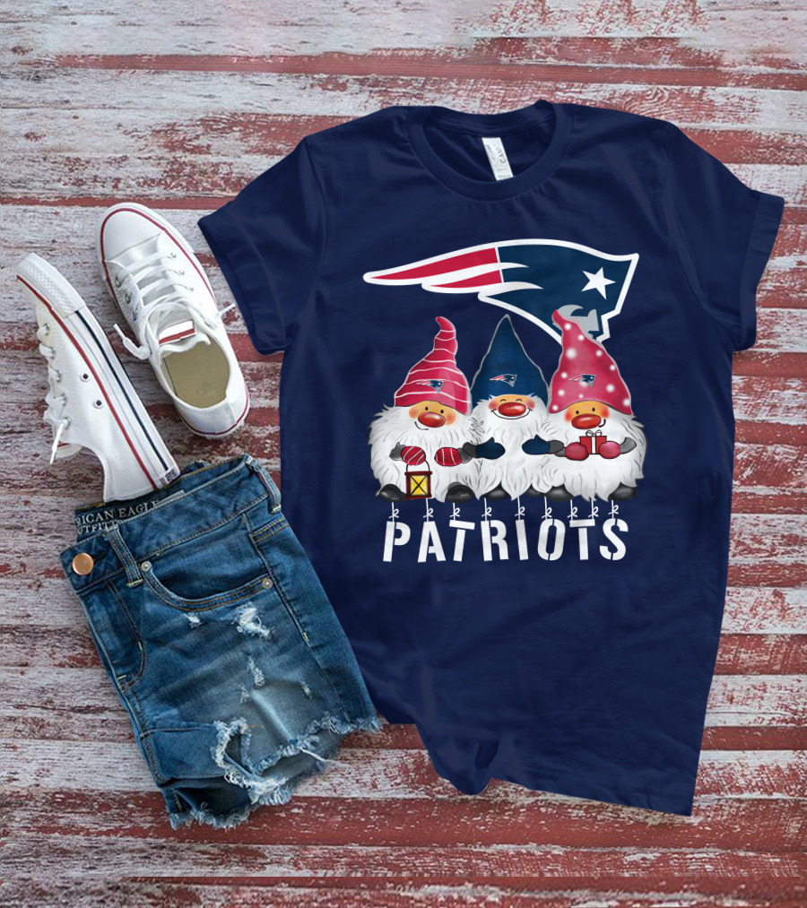 New England Patriots Merry Christmas Happy Holidays Gnomes NFL T-Shirt