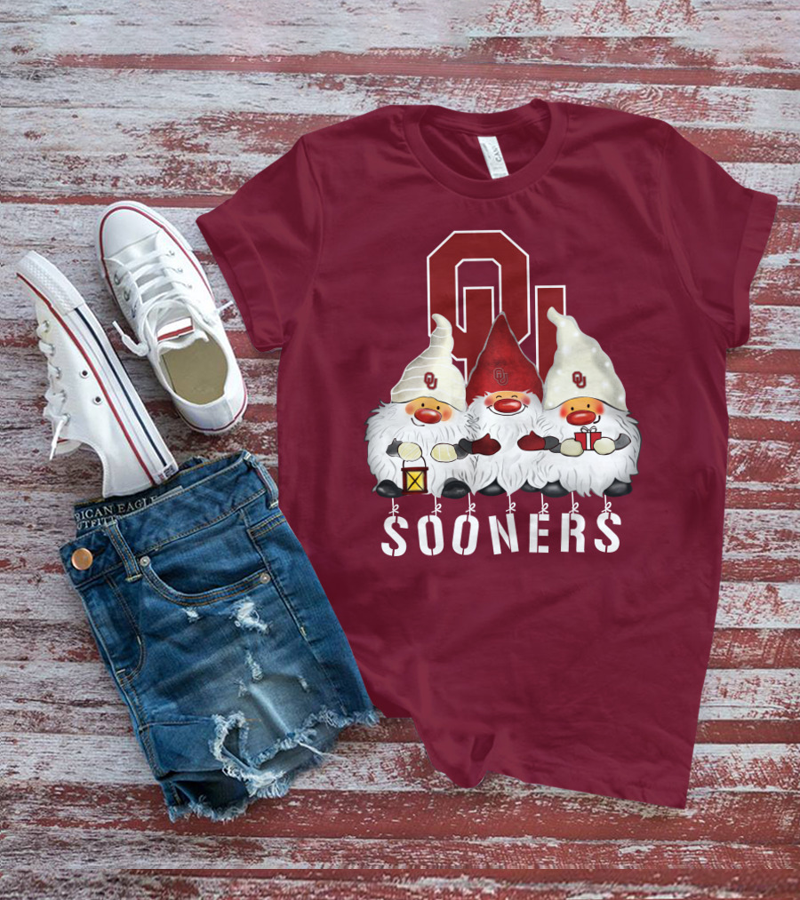 Oklahoma Sooners Christmas Gnomes Happy Holidays T-Shirt