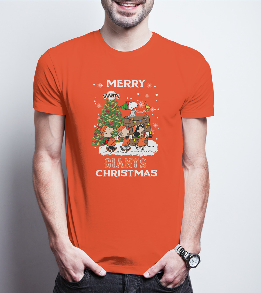 Merry Christmas San Francisco Giants Peanuts Tree T-Shirt