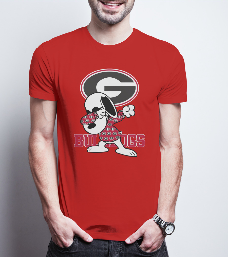 Georgia Bulldogs Snoopy Dabbing University Of Georgia T-Shirt
