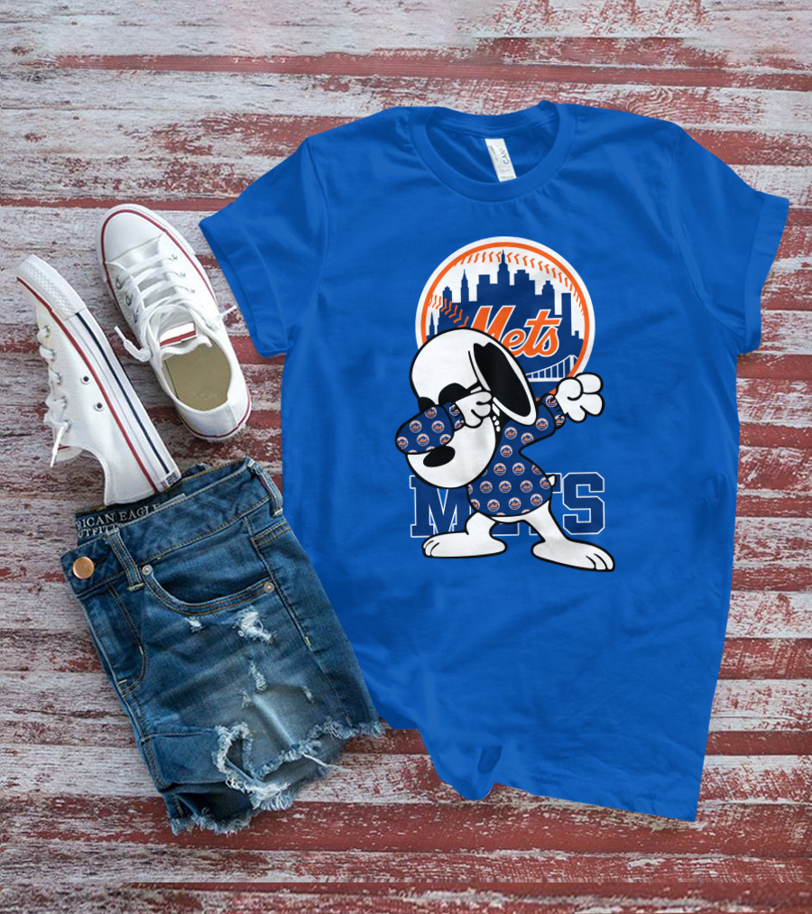 New York Mets Snoopy Dabbing Mets Logo Skyline T-Shirt