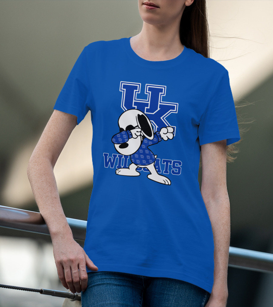 Kentucky Wildcats UK Snoopy Dabbing Basketball T-Shirt