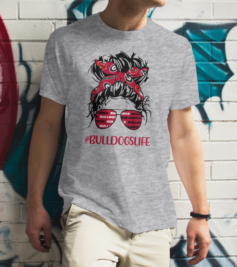 BULLDOGSLIFE Georgia Bulldogs Messy Bun Headband Glasses Girl T-Shirt