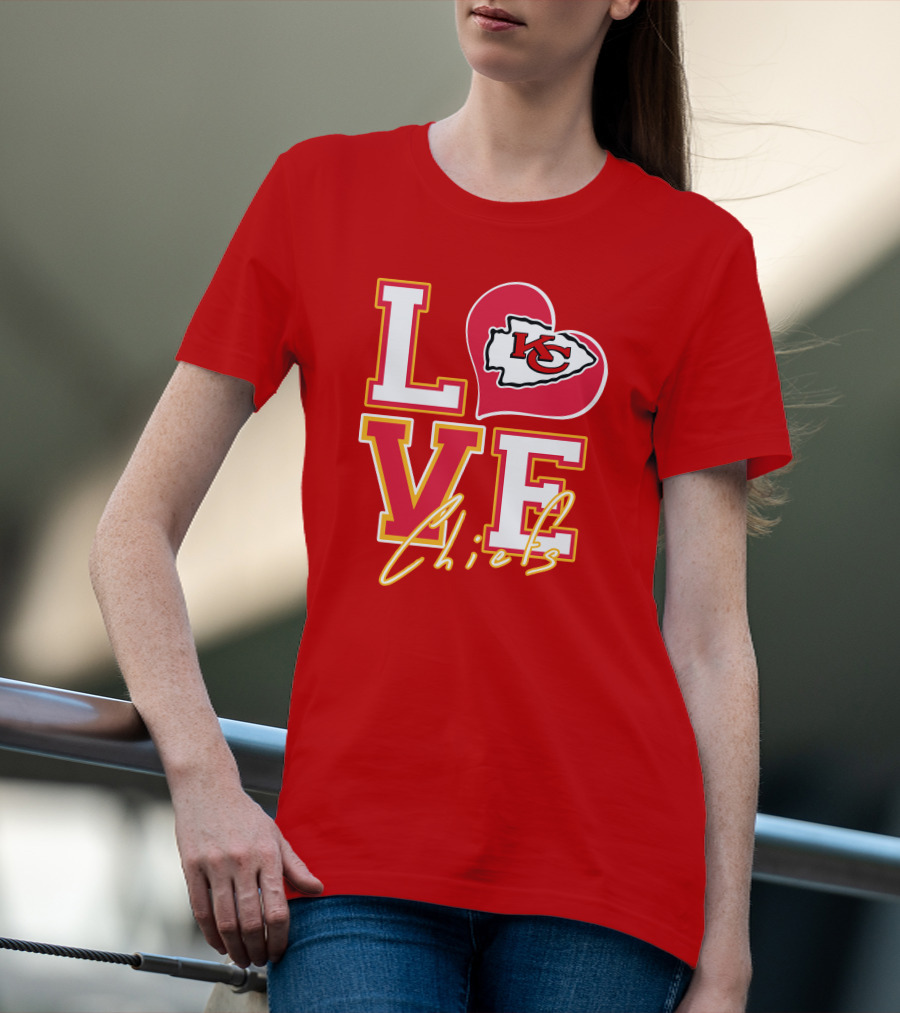 LOVE Chiefs KC Arrowhead Heart T-Shirt