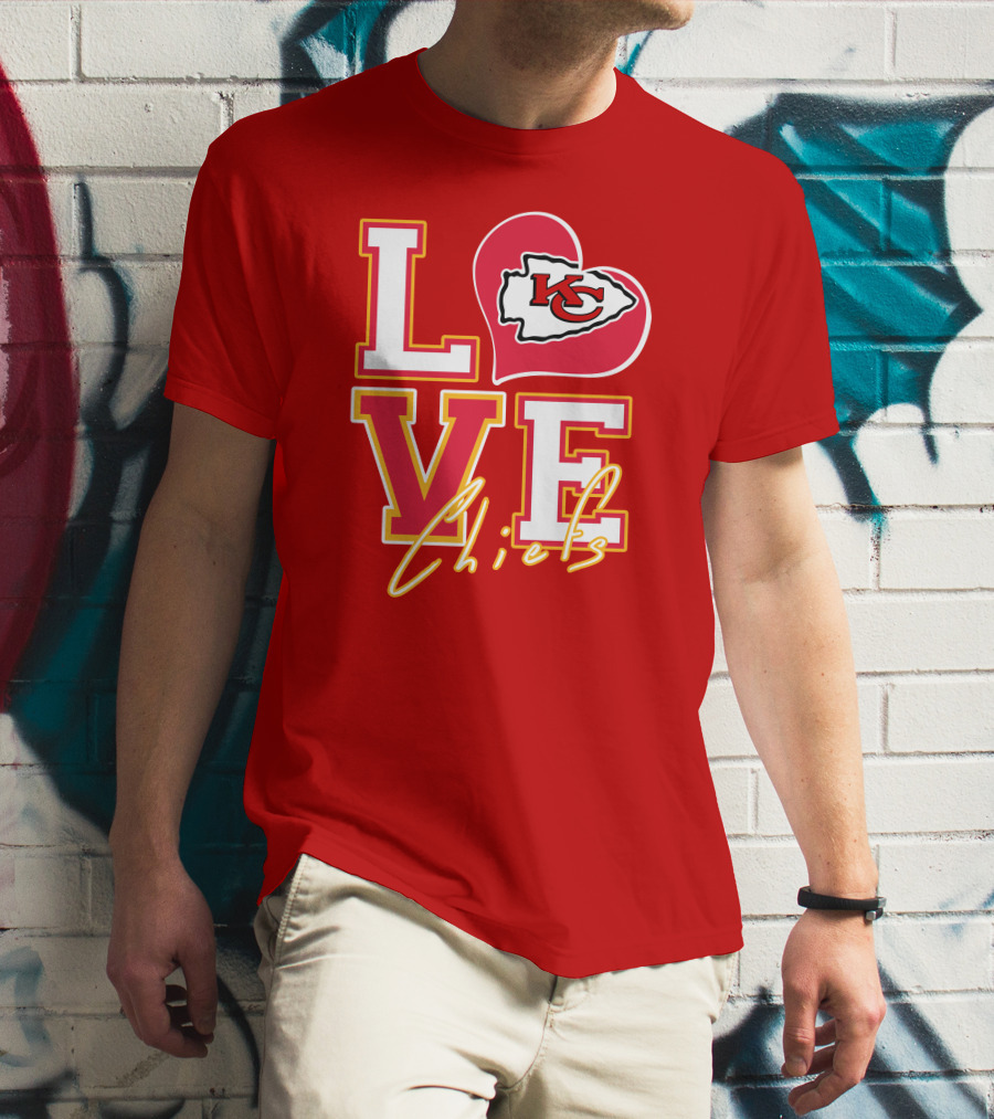 LOVE Chiefs KC Arrowhead Heart T-Shirt
