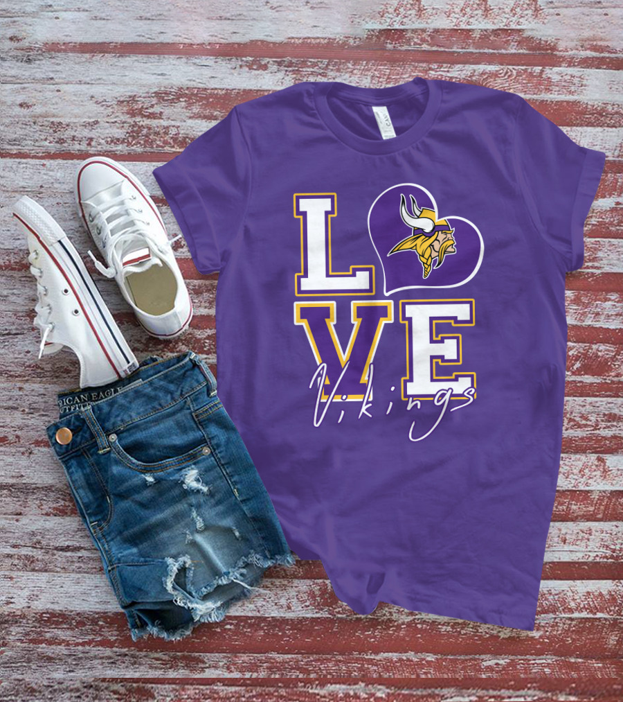 Love Minnesota Vikings Heart T-Shirt