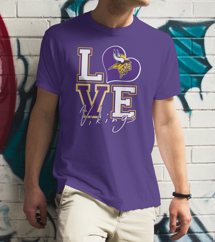 Love Minnesota Vikings Heart T-Shirt