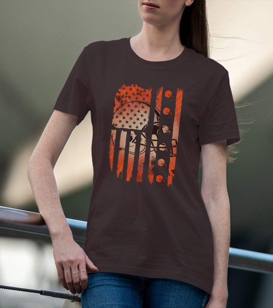 Cleveland Browns Helmet American Flag Edition T-Shirt