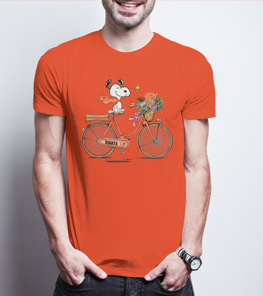 San Francisco Giants Snoopy On Bicycle With Flowers T-Shirt