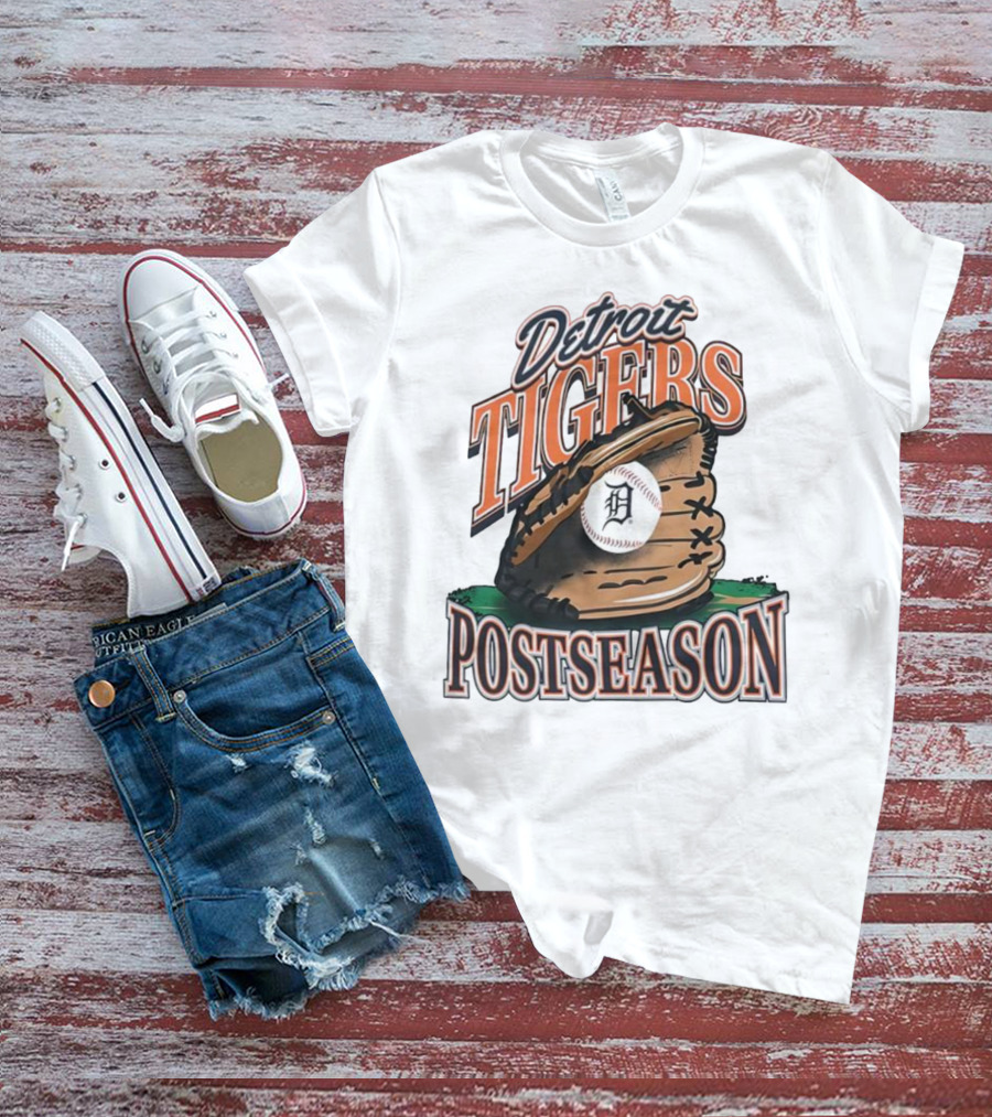 Detroit Tigers Postseason Baseball Glove And Ball 2025 T-Shirt