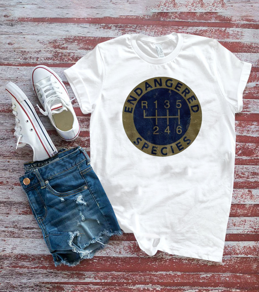 Endangered Species R 135246 Vintage Gear Shift Emblem T-Shirt