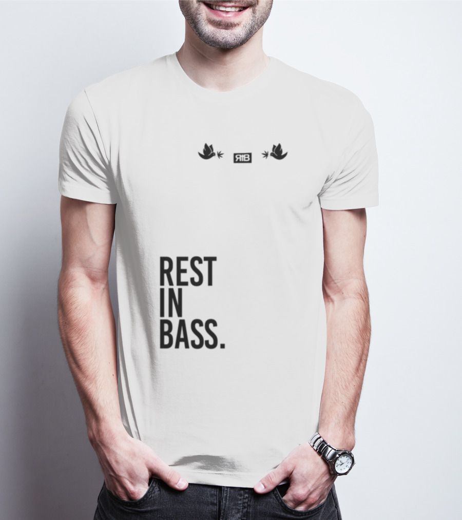 Rest In Bass Che Flying High Peace Symbol Headphones Star Elements T-Shirt