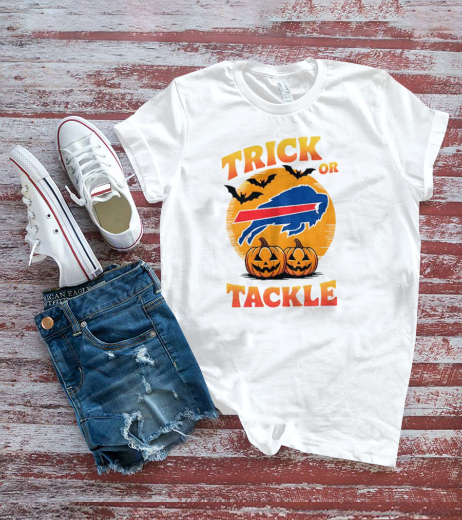 Buffalo Bills Trick Or Tackle Halloween Pumpkins And Bats T-Shirt