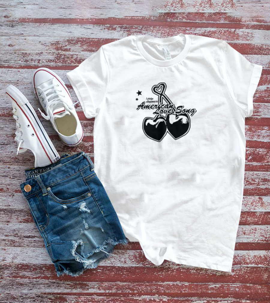 Momoboyd Crossbones Hearts Skeleton Keys Kisses T-Shirt