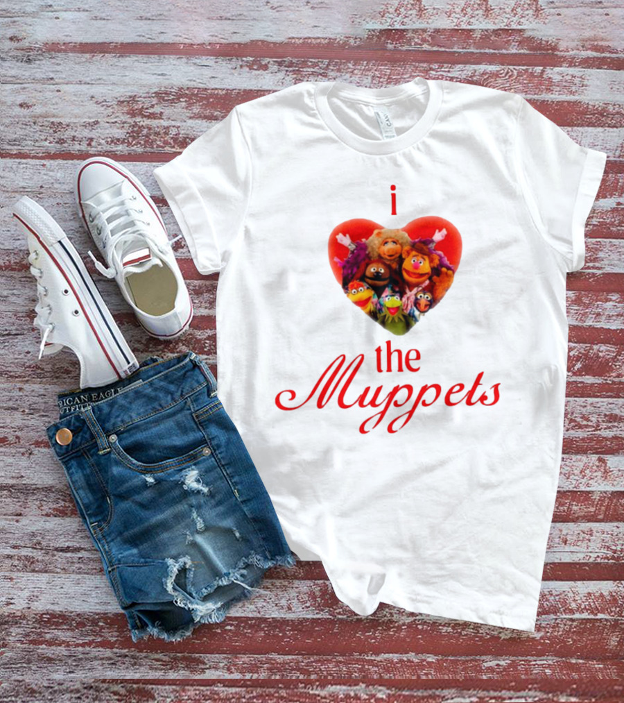 I Love The Muppets Characters Heart Group Image T-Shirt