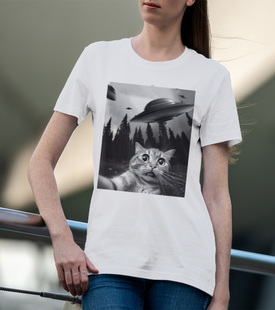 Keith Hernandez Cat Selfie Ufos Forest Scene T-Shirt