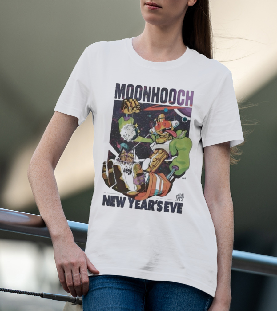 Moon Hooch New Year’s Eve 2025 Space Robot Adventure At The Sitz T-Shirt
